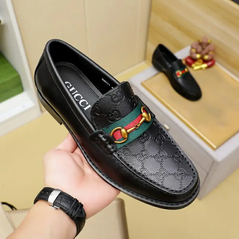 gucci oxfords chaussures pour homme s_12437752